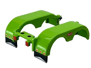 1/64 DCP PARTS LIME GREEN PETERBILT 359/379/389 REAR WTI FENDERS W/ LIGHTS - Picture 1 of 4