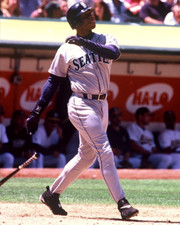 1997 KEN GRIFFEY JR Seattle Mariners BASEBALL ACTION Glossy Photo 8x10 PICTURE