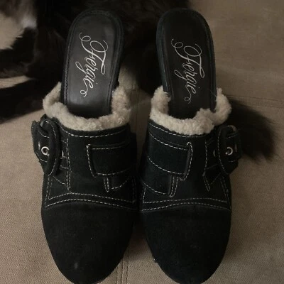 Fergie Kikapu Studded Black Suede Faux Fur Clog Style Platform Heel Womens Sz 7 - Image 1 of 4