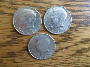3 Kennedy Half Dollars Bicentennial 1776 1976 P & D - Picture 1 of 2