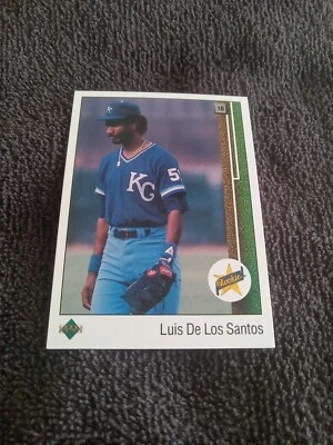 1989 Upper Deck Luis De Los Santos Kansas City Royals Rookie Baseball Card #12 - Image 1 of 2