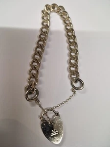 silbernes Bettelarmband mit Vorhängeschloss - Bild 1 von 3