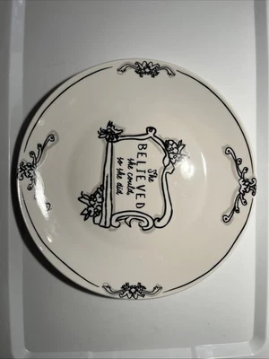 Prato de salada/sobremesa Anthropologie Katie Mandy que ela acreditava - Imagem 1 de 4