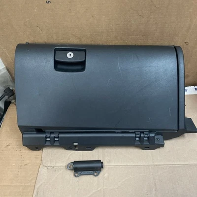 Guantera delantera derecha Subaru Impreza Sport 2017 2018 2019 0053 Foto 1 de 4