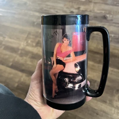 Ferramenta de encaixe Mate Pinup Thermo Serv Caneca Jan/Fev 1987 Barb EUA - Imagem 1 de 4