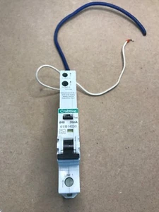 Crabtree B40 61/B14030 30mA RCBO (118) - Picture 1 of 2