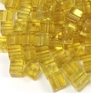 Cuentas de cubo de vidrio semilla japonés de 4 mm - amarillo transparente 15 g - Imagen 1 de 4
