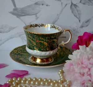VTG Elizabethan SOVEREIGN England Green Gold Chintz Tea Cup Saucer Set England - Picture 1 of 8