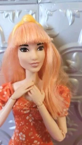 Muñeca Barbie híbrida desnuda moda asiática #182 vestido naranja cuerpo M2M, ÚNICA EN SU CLASE - Imagen 1 de 12