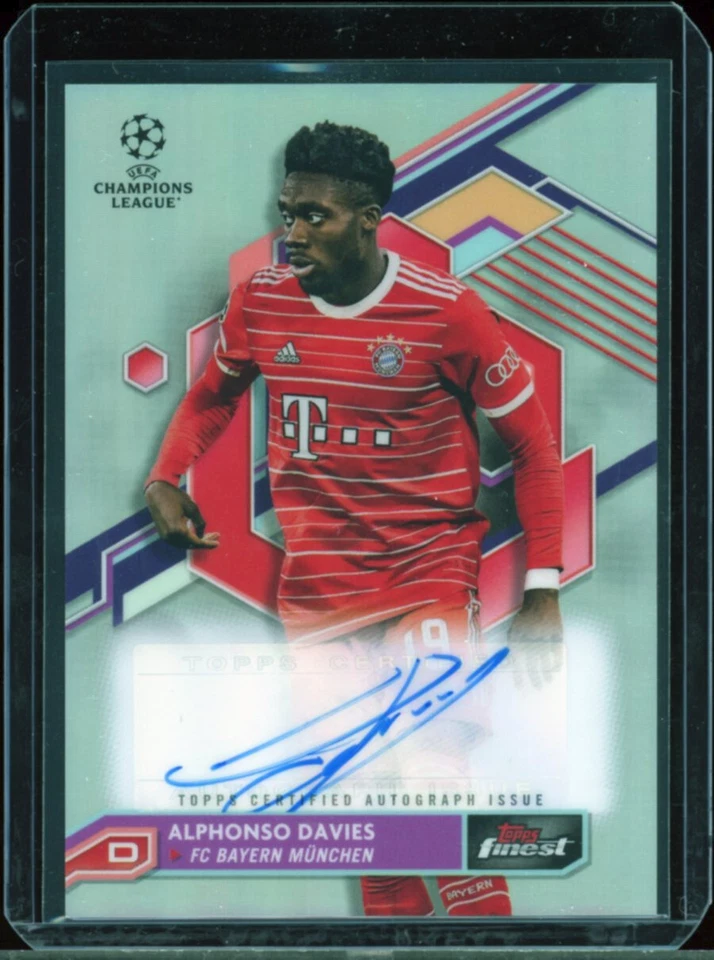 2022 Topps Finest ALPHONSO DAVIES autograph AUTO 🇨🇦 - Image 1 of 2