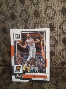 2022-23 Donruss...Mikal Bridges #135...Base...Phoenix Suns - Picture 1 of 1