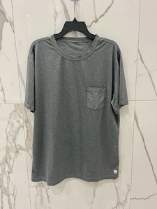 Camisa Vuori para hombre talla XL Camiseta Gris Tradewind Performance Bolsillo Manga Corta Usada en Excelente Condición - Imagen 1 de 7