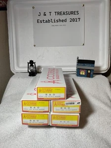 HO Scale Accurail Unassembled Baltimore & Ohio (B&O) Hopper Freight Car Lot of 5 - Picture 1 of 8