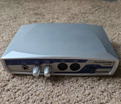 M-Audio Audiophile USB Audio & Midi Interface Read description - Image 1 of 3