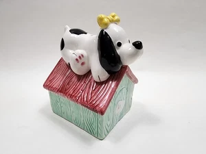 Keramik Hund auf Haus Hundehütte Salz Pfefferstreuer Set (rot grün weiß) 2 Stück - Bild 1 von 8