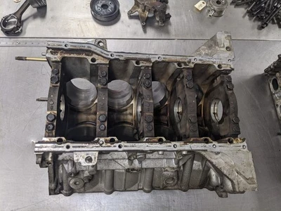 Bloco de cilindros do motor para 04-09 Nissan Titan 5.6 - Imagem 1 de 4