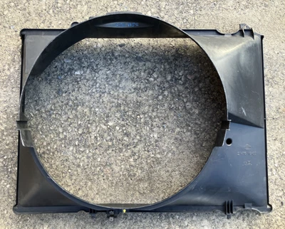 NISSAN E50 ELGRAND radiator fan shroud 21476-VE400 sec/h #5S - Image 1 of 4