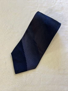 CALVIN KLEIN Mens Neck Tie Preppy Modern Classic 100% Silk Made In USA - Picture 1 of 12