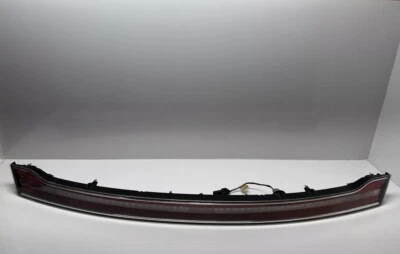 2013 lincoln mkz rear trunk center tail light - Image 1 of 4