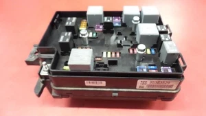 Relay Box Fuse Box VIN H 8th Digit Opt Luw Fits 14-16 SONIC 985187 - Picture 1 of 11
