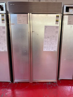 48” Subzero Refrigerator Freezer Panel Ready BI48SO (Used 2016) - Image 1 of 4