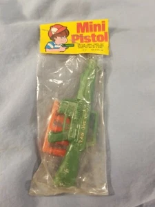 1970s Vtg MINI PISTOL Plastic Toy Command Rifle Gun 3 1/2" long HONG KONG New  - Picture 1 of 2