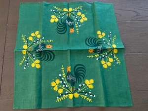 Vintage Linen Mid-century Table Runner W/ Rooster Design - Picture 1 of 8