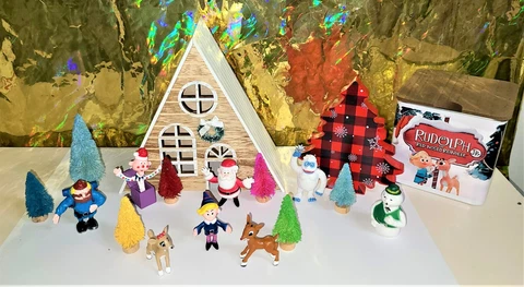 Rudolph The Red Nosed Reindeer Figures Santa's Workshop Collection Cover