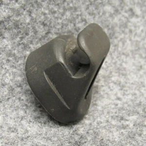 2000-2001 Hyundai Tiburon Sun Visor Retainer Clip Black LH Or RH OEM 51157 - Picture 1 of 3