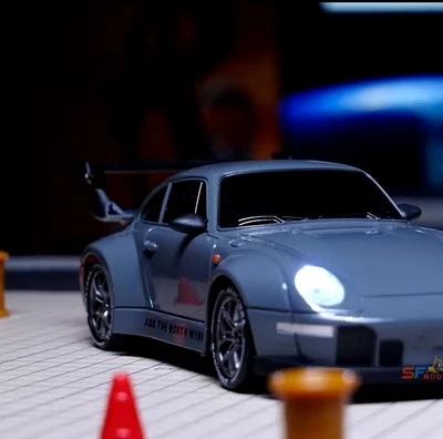 Modello Porsche 993 RC car  1/20 - Immagine 1 di 4