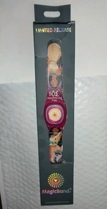 Banda Mágica 30 Aniversario Parques Disney 2025 Pocahontas Plus Caja Desvinculada Desgarro - Imagen 1 de 5