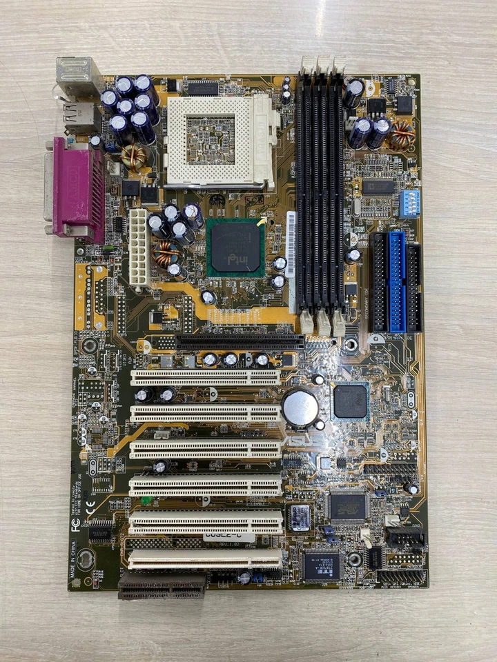 Mainboard CPU RAM  Asus CUSL2-C Rev 1.02 - Image 1 of 4