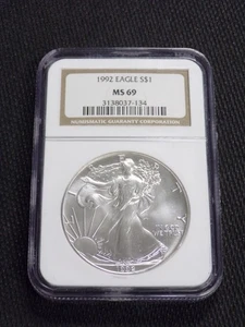1992 AMERICAN SILVER EAGLE 1oz .999 FINE SILVER NGC GRADED MS69 $1 COIN USA - Picture 1 of 2