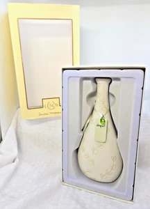 Lenox Knospende Geburtstagsvase - August Faux Peridot - Sandra Magsamen - Neu in Box - Bild 1 von 8