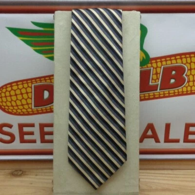 "Corbata" NICOLE MILLER NEW YORK Foto 1 de 2