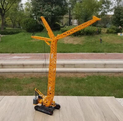 1/120 Scale XCMG XGC260 Crawler Crane Diecast Model Toy Collection Gift - Image 1 of 4