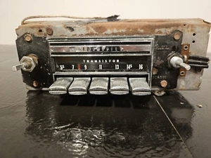 1968 Oldsmobile Cutlass 442 Delco AM Pushbutton Radio # 7302013 1007 - Bild 1 von 5