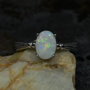 Australian Coober Pedy Silver Ribbon Opal Ring - Picture 1 of 4