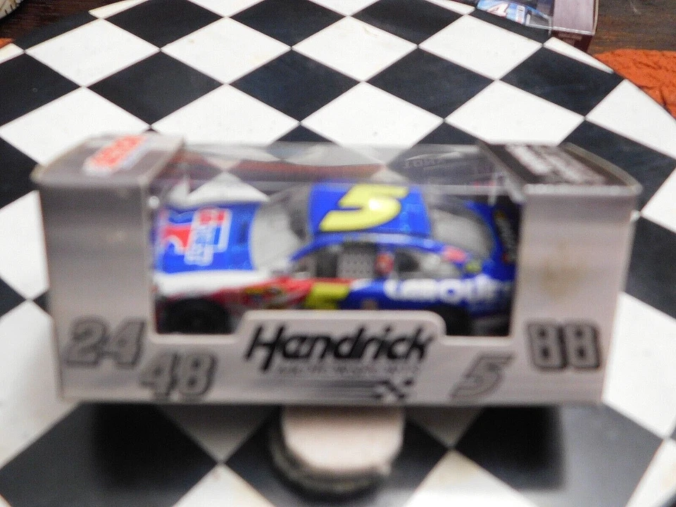 IC409 ACTION 2010 1/64 MARK MARTIN CARQUESAT IMPALA - Image 1 of 1