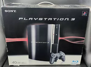 Sony Playstation 3 Fat 40 GB Konvolut in OVP mit fünf Spielen zwei Controllern - Bild 1 von 8