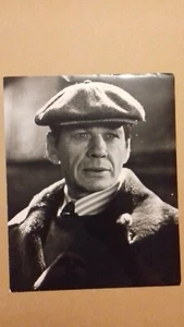 Charles Bronson Vintage 10 x 8 B&W Glossy Photograph - Picture 1 of 1