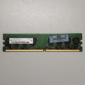 Qimonda 1GB DDR2 RAM PC2-5300 667MHz CL5 DIMM HYS64T128020EU-3S-B2 377726-888 - Picture 1 of 7