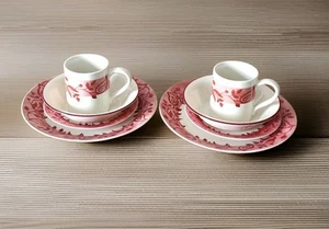 Corelle GYPSUM 2 Place Setting 8 pieces (Dinner/Salad/Bowl/Mug) Berry Branches - Picture 1 of 12