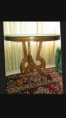 Antique Victorian 1800's Walnut Round Marble Top Table  - Image 1 of 3