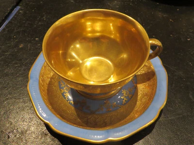 DW Karlsbader Porzellan, Sammeltasse m. Unterteller, Moccat,BlauGold,Wertarbeit  - Bild 1 von 4