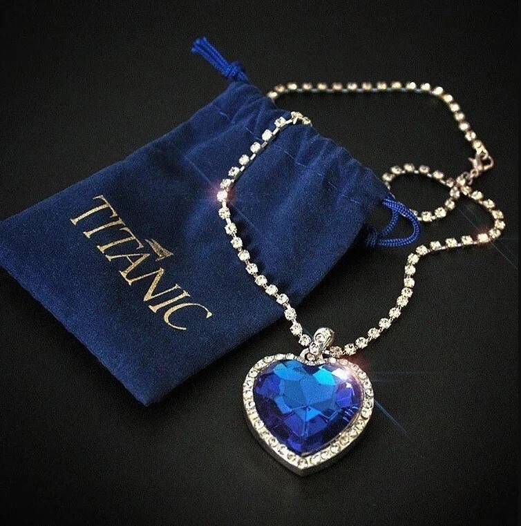 TITANIC HEART OF THE OCEAN PENDANT NECKLACE WITH VELVET POUCH - NICE GIFT IDEA — 第 1/3 张图片