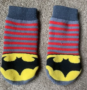 New Kids DC Comics Batman One Size Non Slip Black Yellow w/ Logo Socks S - Picture 1 of 2
