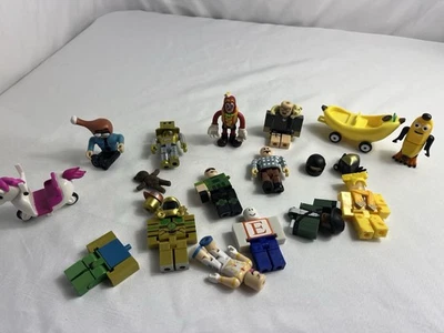 Figuras y accesorios de juguetes R0BL0X Foto 1 de 3