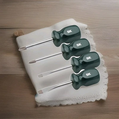 Juego de destornilladores cortos SK Professional Tools 4 piezas SureGrip nuevo garantía de por vida Foto 1 de 4