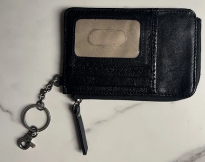 Cartera tarjetera de cuero con llavero negra con cremallera The Sak Foto 1 de 3